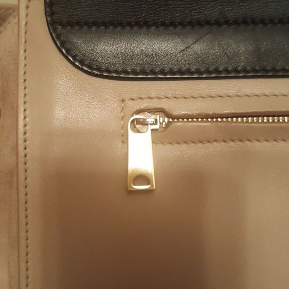 CELINE Trapeze Leather Black Taupe Handbag - Large - Picture 5 of 8